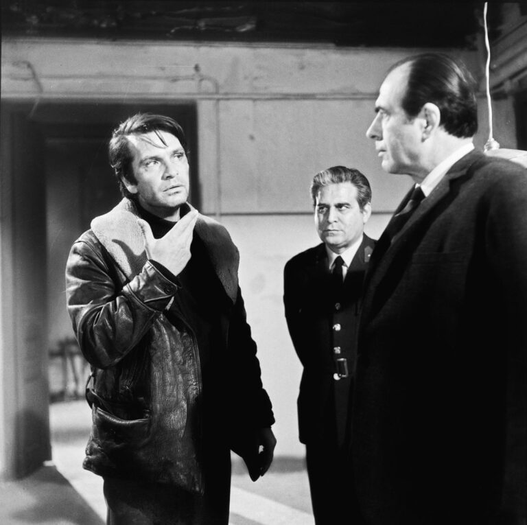 Κατάχρησις Εξουσίας