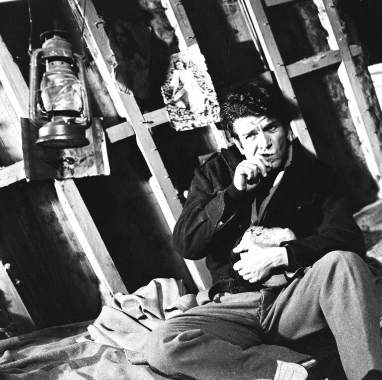 Οι Γενναίοι Πεθαίνουν Δύο Φορές